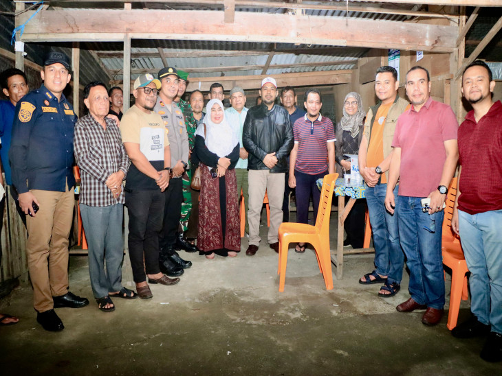 Kadis PMD Kampar Dampingi Peninjauan Poskamling di Bangkinang Kota.