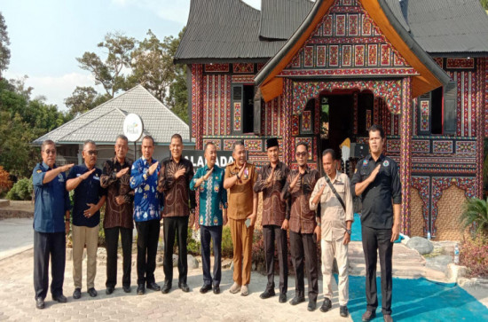 PENILAIAN DESA ANTI KORUPSI, KPK RI UMUMKAN DESA PULAU GADANG RAIH NILAI 94 DENGAN KATEGORI ISTIMEWA