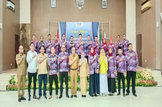 Wakil Bupati Kampar Apresiasi Semangat Perangkat Desa dalam Pengukuhan PPDI Kampar.