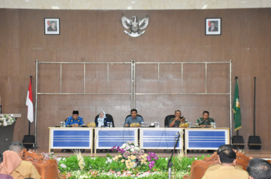 Bupati Kampar Tekankan Minggu ini Seluruh Kepala Desa Harus Telah Memiliki Lahan untuk Kopdes