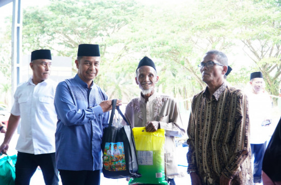 Safari Ramadhan di Desa Karya Bhakti, Bupati Kampar.
